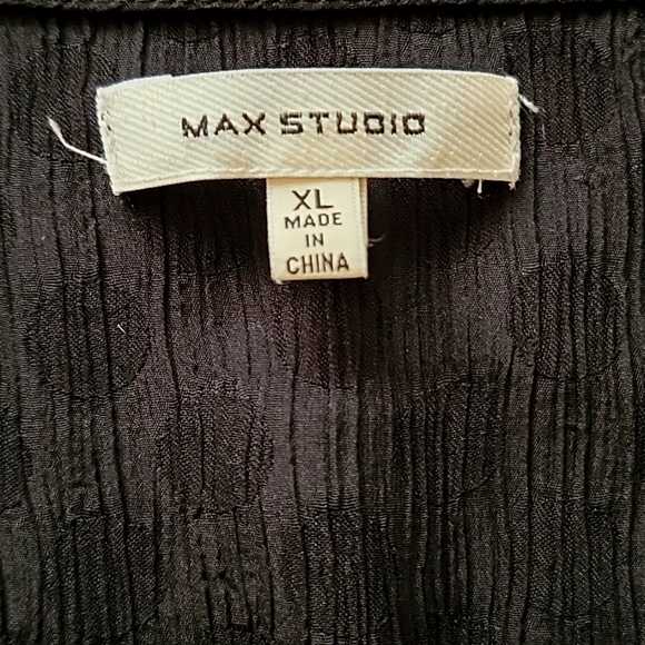 Max Studio Women's Jacquard Shine Dot Waist Tie Blouse - Picture 10 of 12